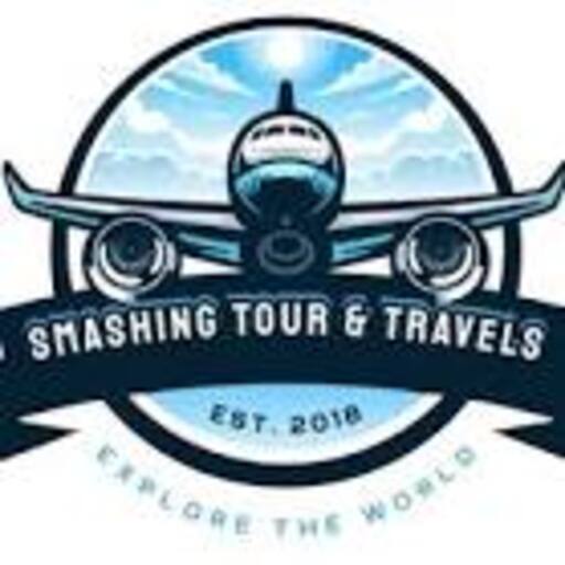Smashing Tour & Travel logo