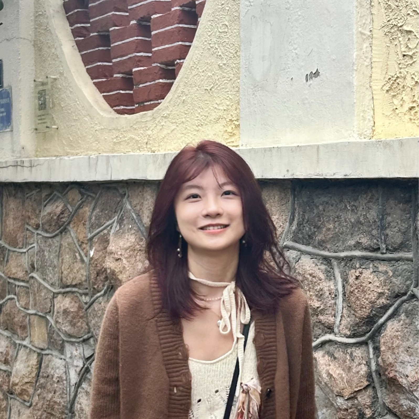 Yichun Huang