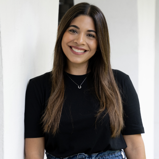 Camila Salinas