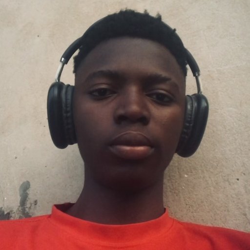 Davis  Ayomide