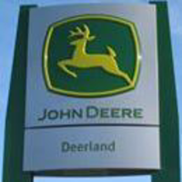 Deerland Equipment logo