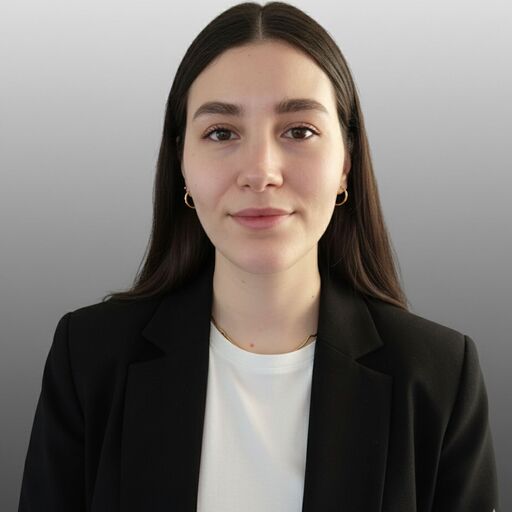 Tuğçe Ünlü