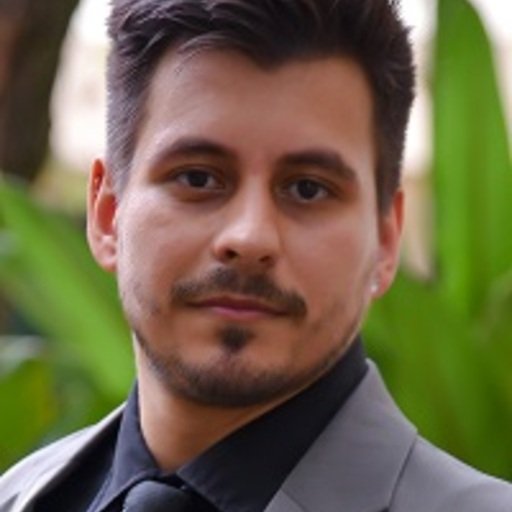 Leonardo  Flores Maus 