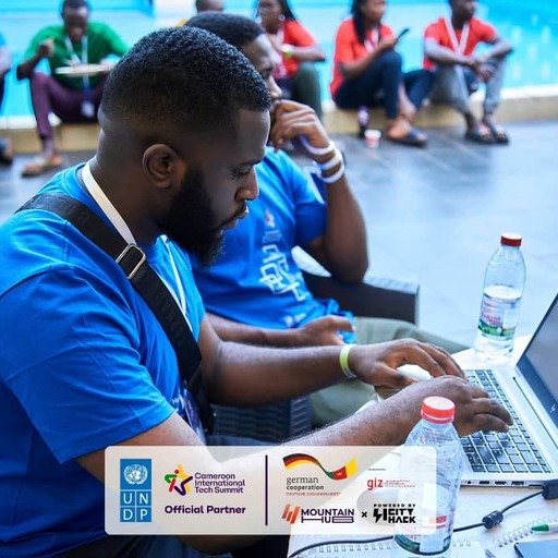 Nimameh Nixon njenui