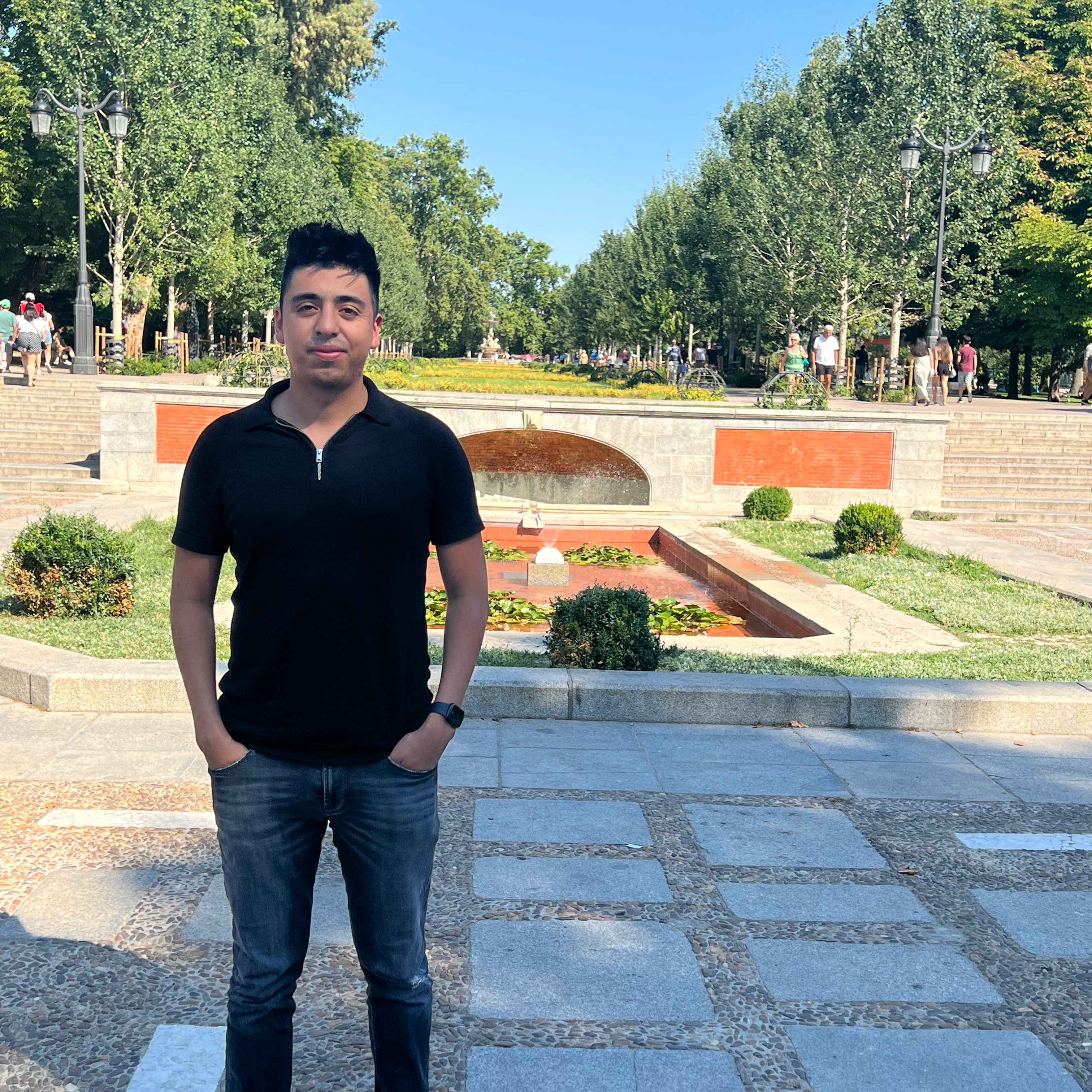 Andy Olivares