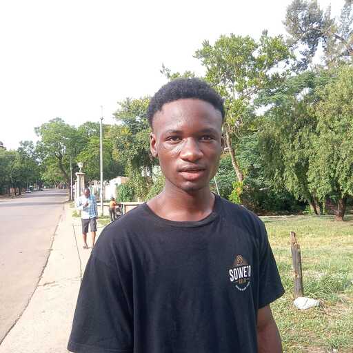 Mark Nyamadzawo 