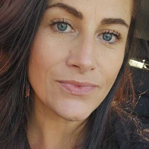 Kerri-lin Ward