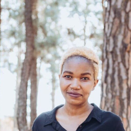Phindile Thombeni